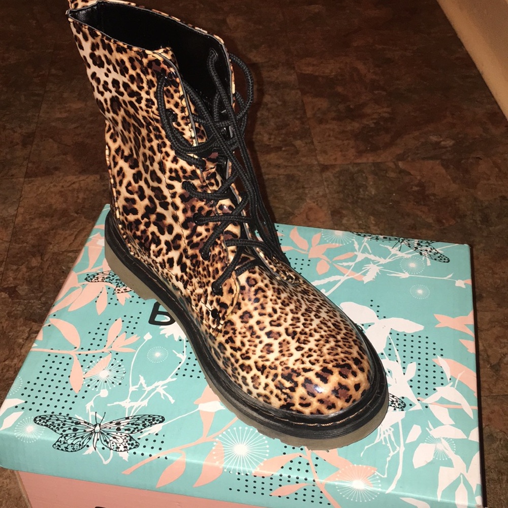 Leopard Lace Up Boots by BamBoo